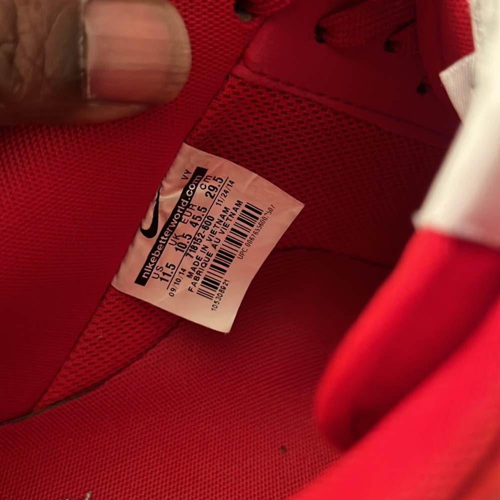 Nike Air Force 1 07’ LV8 Sneakers - Picture 5 of 9